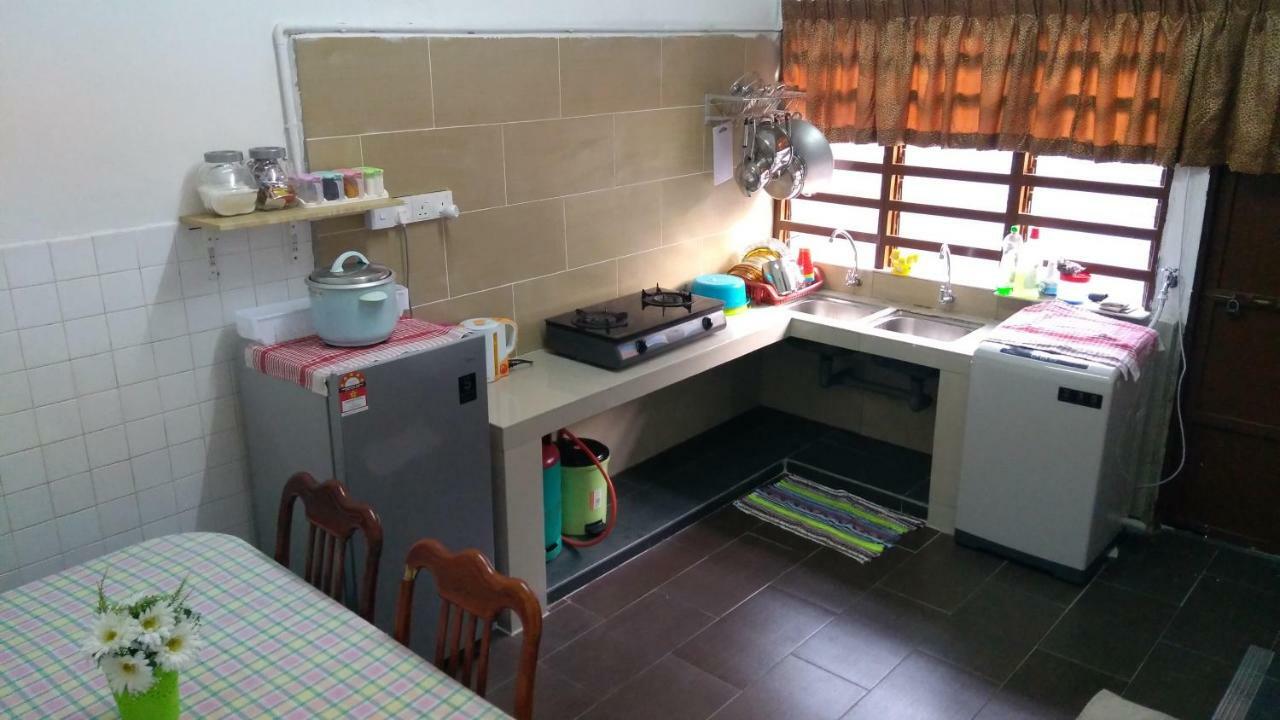Homestay Rgee Κουαντάν Εξωτερικό φωτογραφία